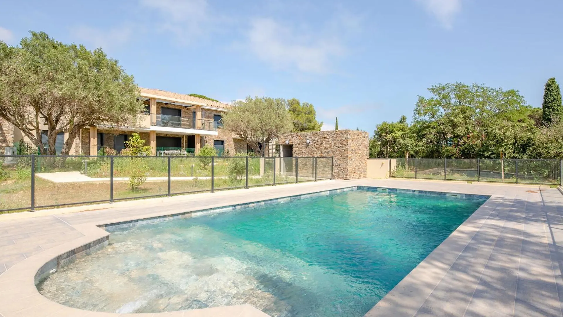 Apartment Le Clos D'Alice By Interhome Sainte-Maxime